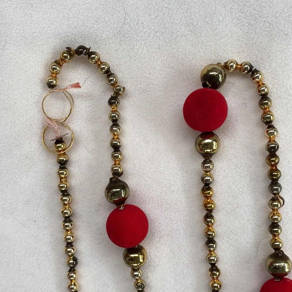 Vintage Glass String Beads Christmas/Holiday Vintage